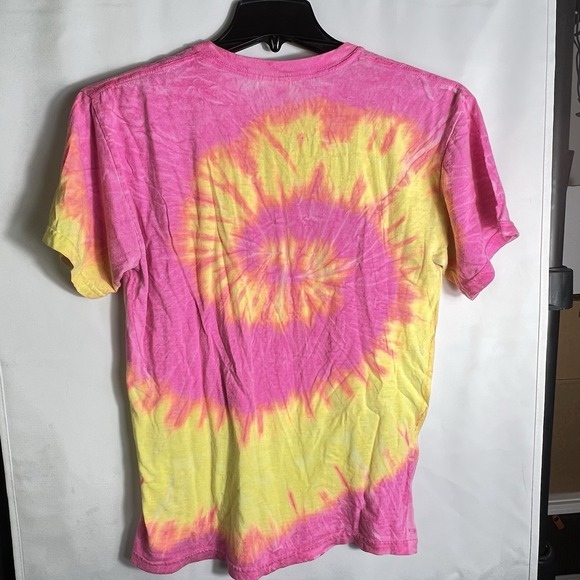 Bahamas Freeport Tie Dye T-Shirt Pink Yellow Embroidered Palm Tree Souvenir M - Picture 3 of 4